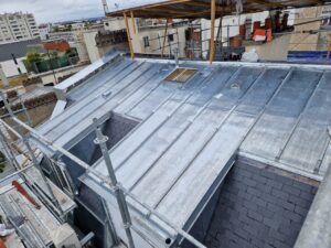 PENDANT


ZINC

144 RUE DE TOCQUEVILLE

75017 PARIS