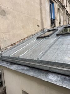 APRES


ZINC


38 BD RICHARD LENOIR 
75011 PARIS