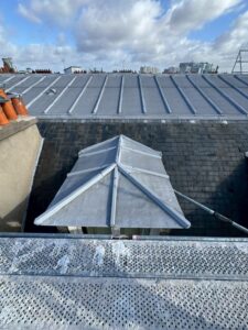 AVANT


ZINC

4 PLACE PORTE CHAMPERRET

75017 PARIS